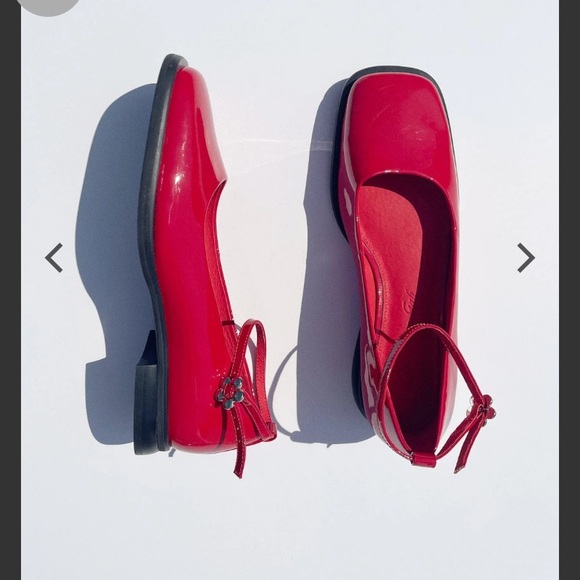 Lisa Says Gah Mia Maryjanes - Picture 2 of 11